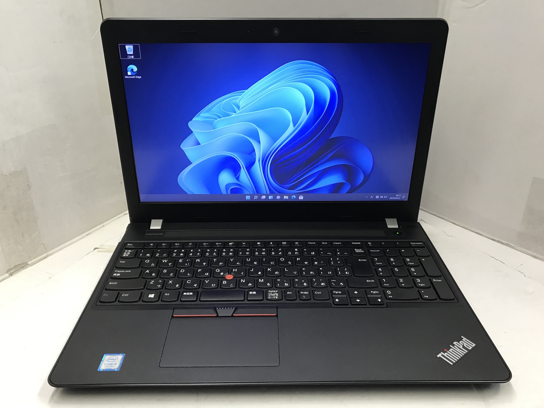 Lenovo ThinkPad E570 ☆ Windows11搭載 (CPU：Corei3-7100U 2.4GHz