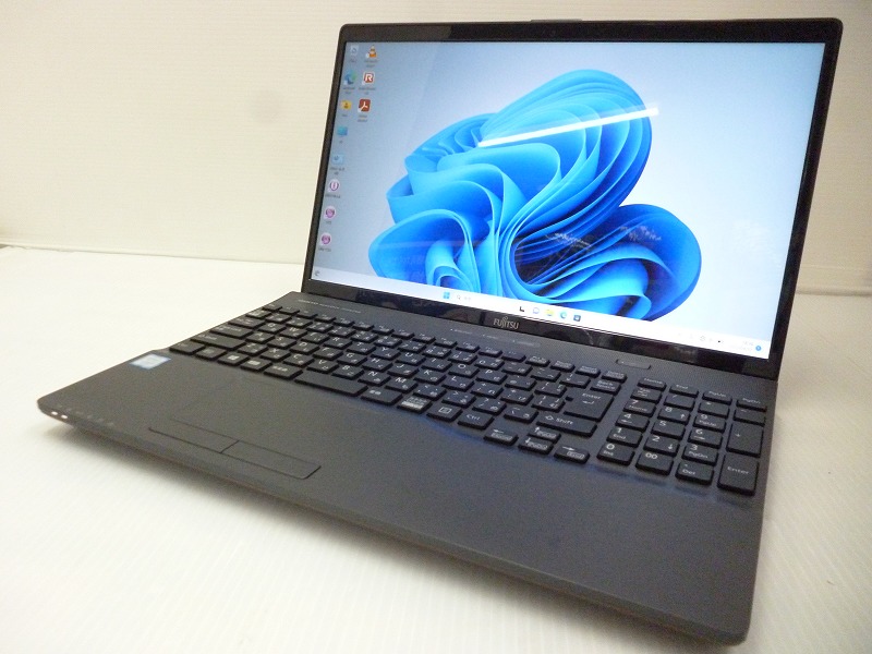 富士通 LIFEBOOK WA2/B3 CPU:Core i3-7130U 2.7GHz/メモリ:8GB/SSD