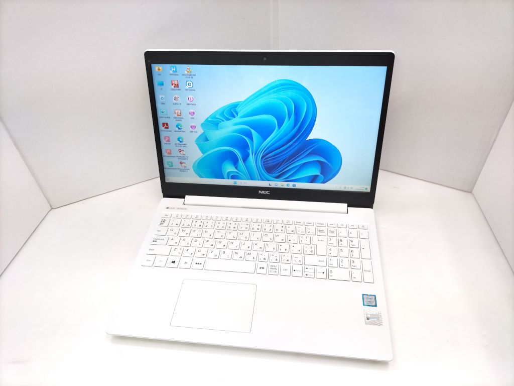 NEC PC-NS700NAW-E3 CPU：Corei7-8565U 1.8GHz / 20GB/ HDD：1TB