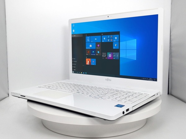富士通 LIFEBOOK AH42/X 無線LAN搭載 CPU：Celeron 3205U 1.5GHz