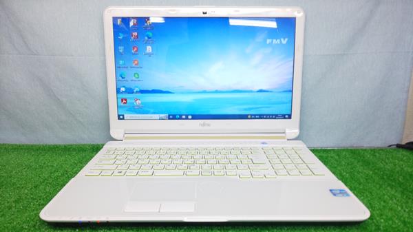 FMV LIFEBOOK AH53/J ノートパソコン