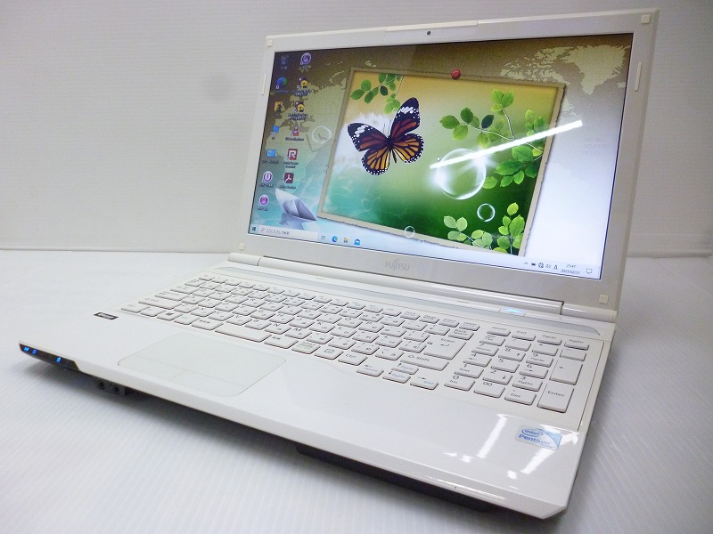 富士通 LIFEBOOK AH42/J CPU:Pentium B980 2.40GHz/メモリ:4GB/SSD