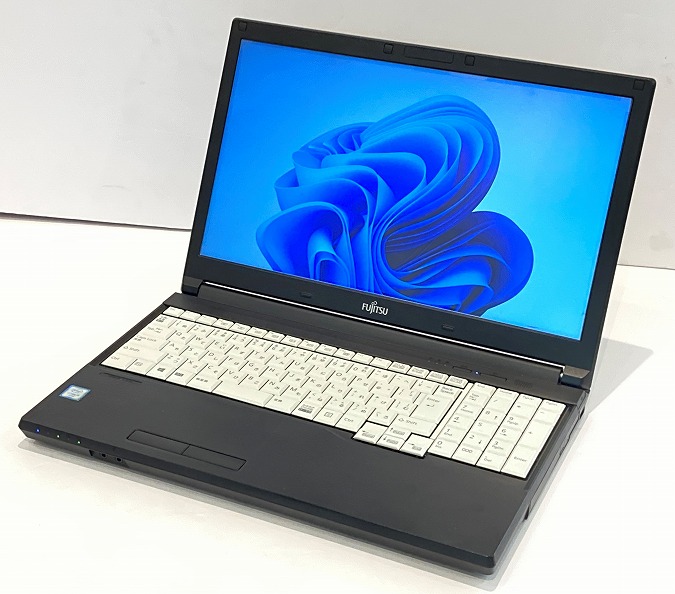 パソコン 富士通 LIFEBOOK A576/P  4189a