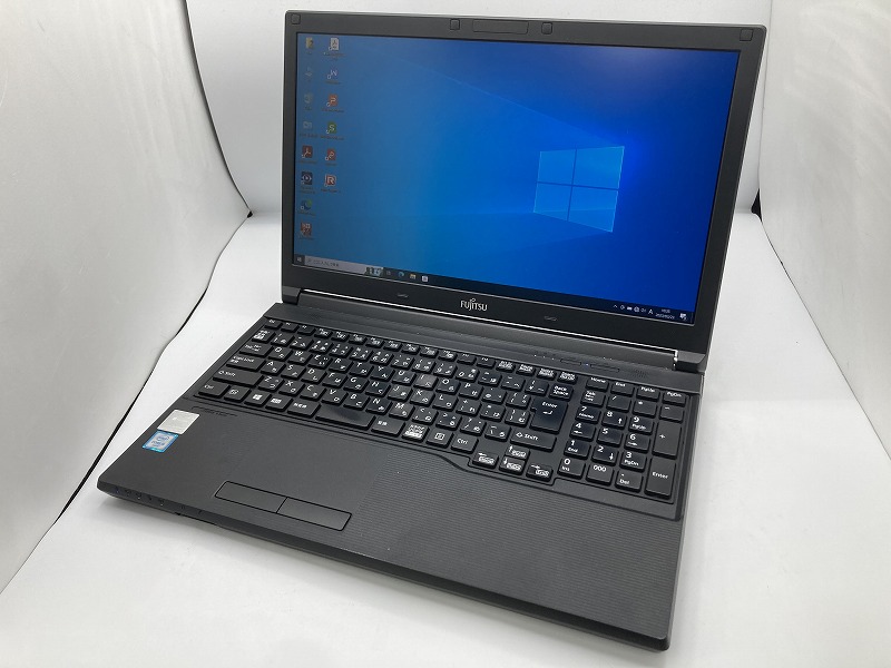 富士通 LIFEBOOK A576/P CPU： Core i5 6300U 2.4GHz / メモリ：8GB