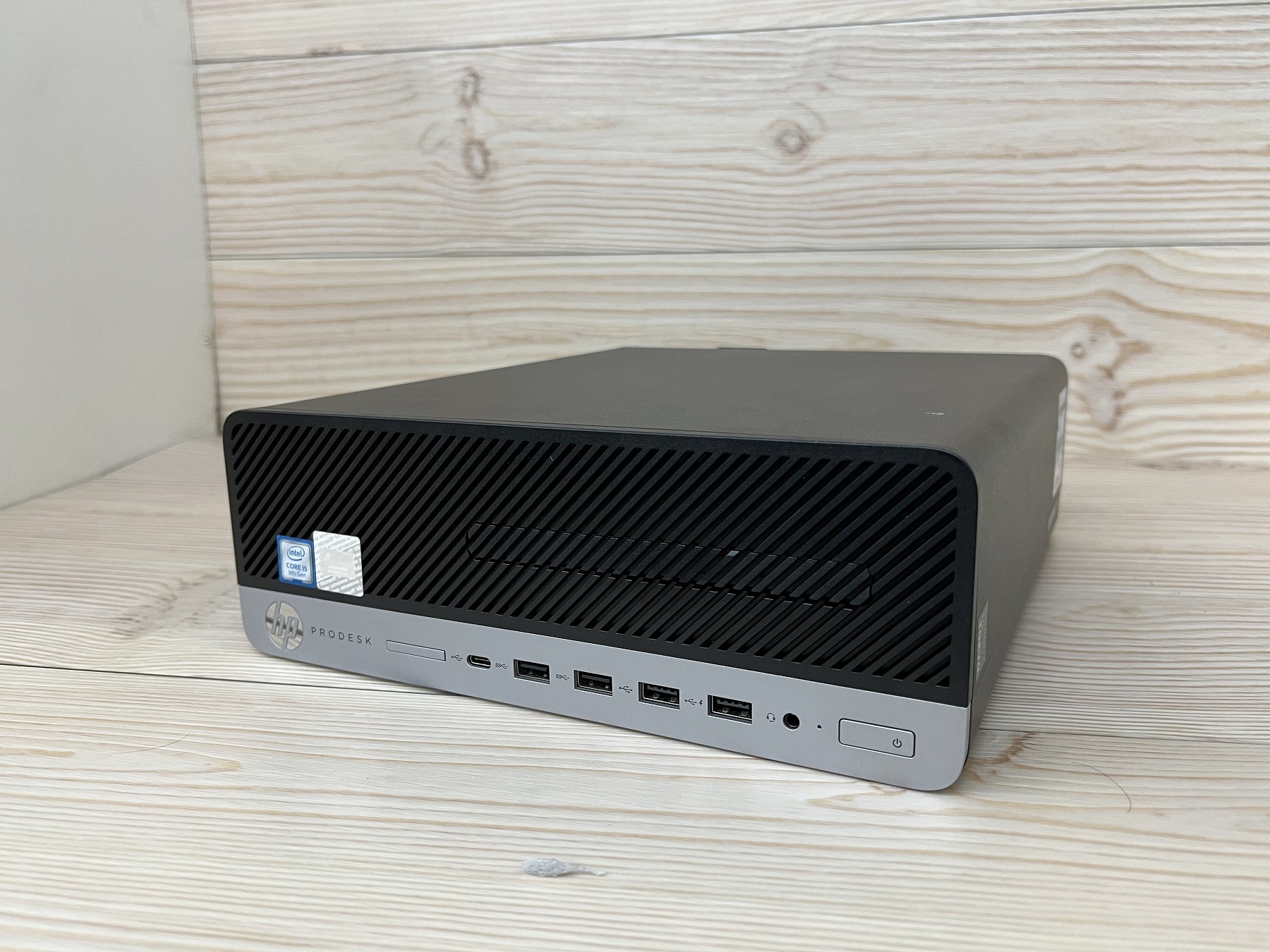 日本HP ProDesk 600 G5 CPU：Core i5 9500 3GHz / メモリ：4GB / SSD