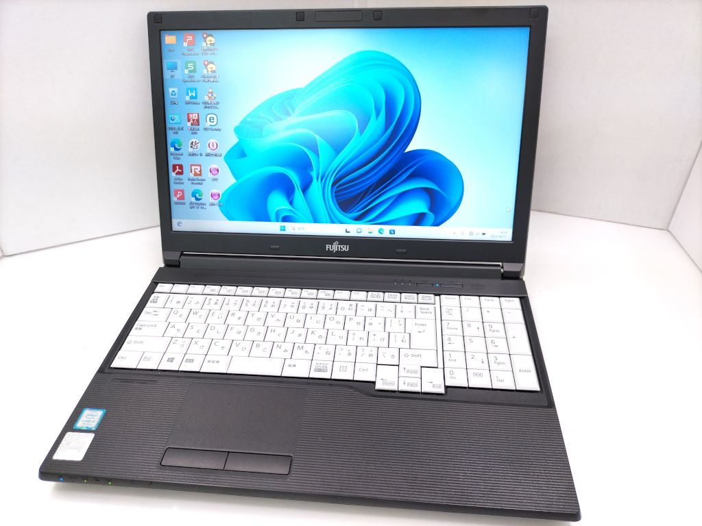 富士通 LIFEBOOK A577/R 高性能CPU Corei3 7世代 CPU：Corei3-7100U