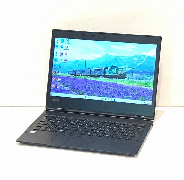 最新Windows11 光沢レッド ノートパソコン 高速SSD dynabook