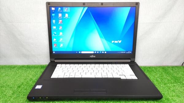 富士通 LIFEBOOK A577/S CPU：Core i5-7300U 2.6GHz / メモリ：8GB