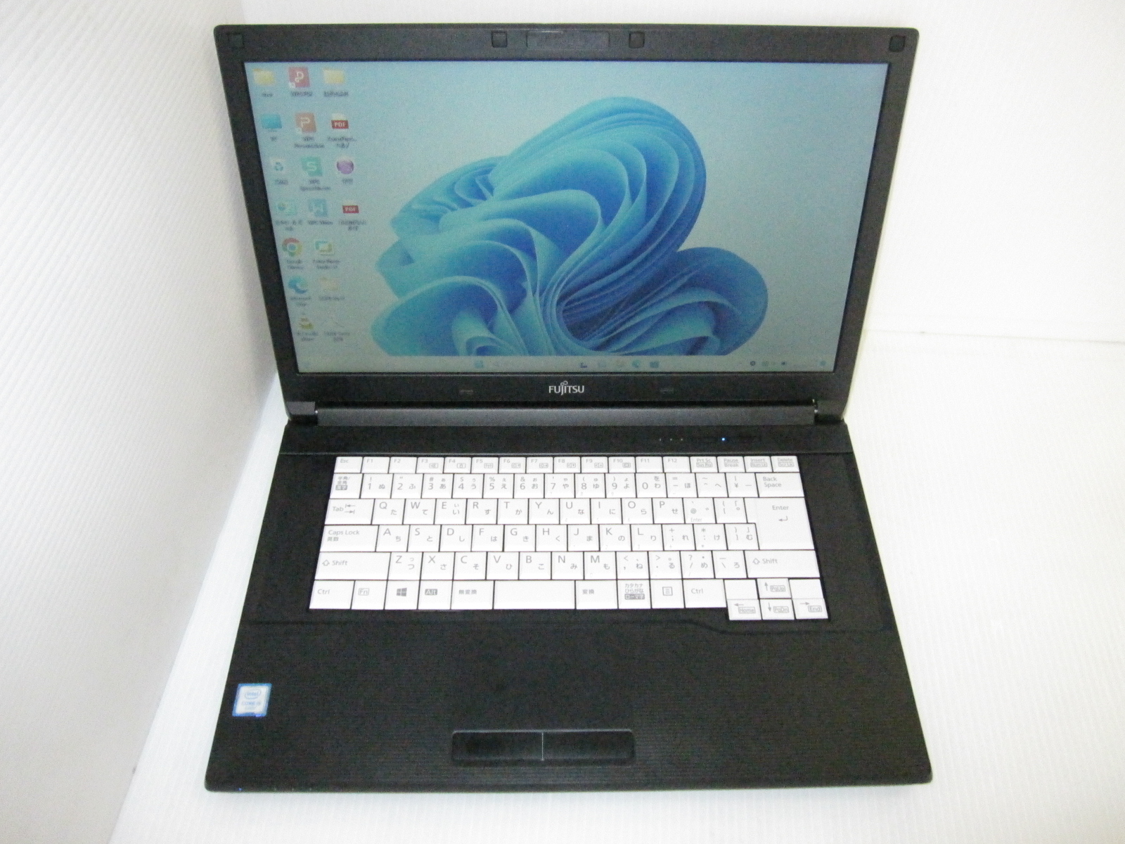 富士通 LIFEBOOK A576/N Win11Pro・ﾒﾓﾘ16GB・SSDモデル 富士通