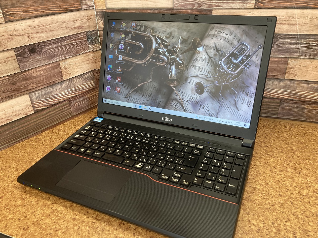 富士通 LIFEBOOK A743/G Corei5 メモリ8GB