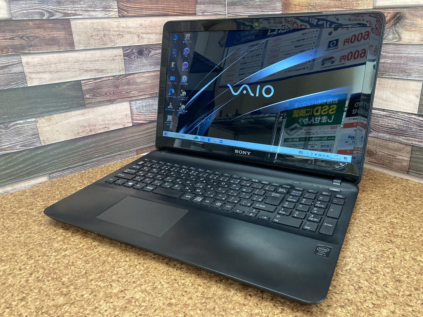 SONY VAIO SVF1531GAJ CPU：Core i5 4200U 1.6GHz / メモリ：4GB / SSD ...