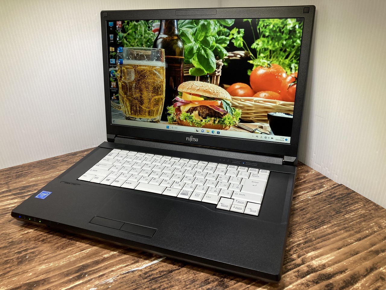 【美品】Fujitsu lifebook A579/BX Office付き