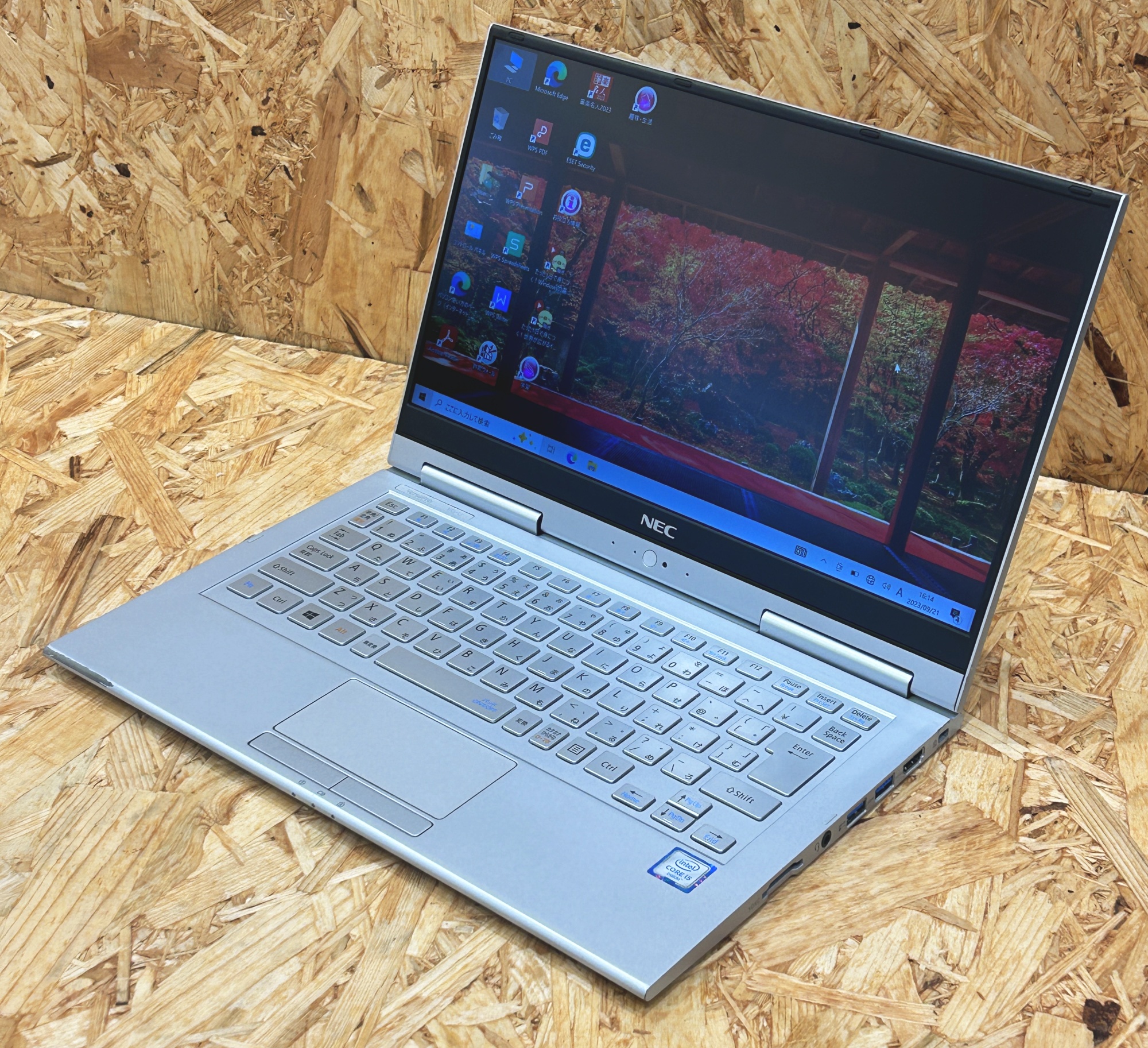 Windows11 Core i5 高速ノートPC SSD256メモリ16　TD