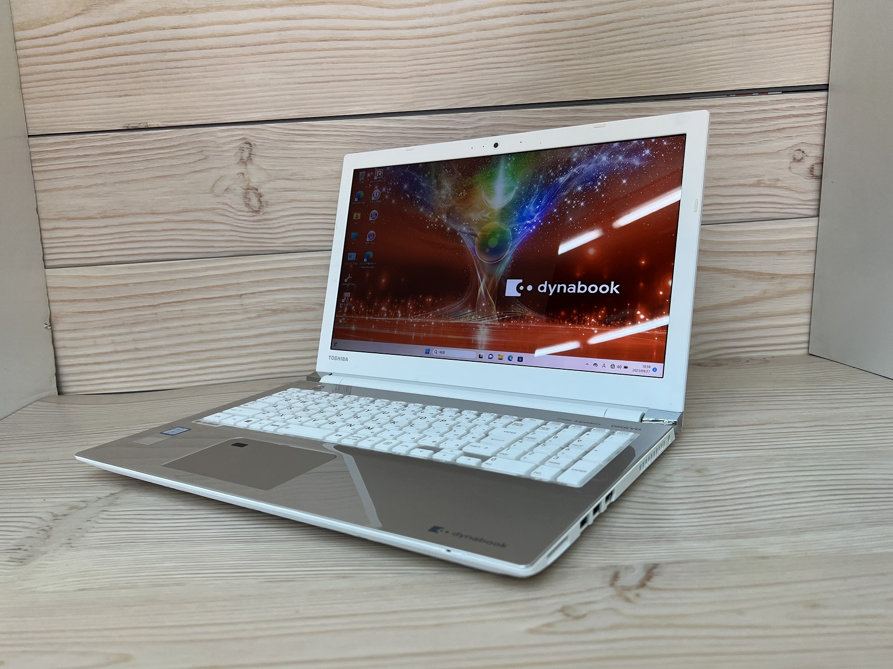 東芝 dynabook T75/FGS CPU：Core i7 8550U 1.8GHz / メモリ：16GB ...