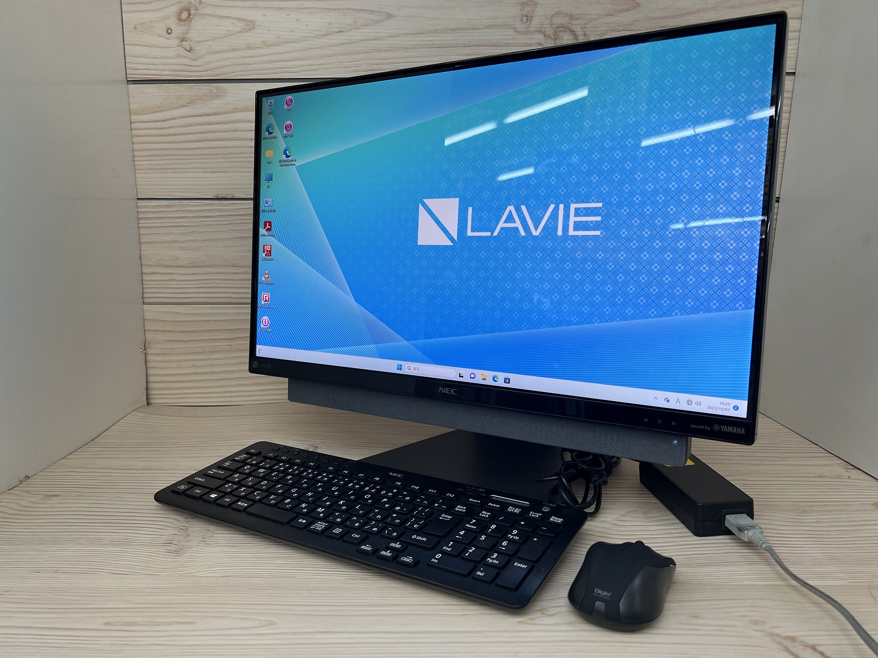 Core i7 SSD NEC 一体型パソコン LaVie DA770