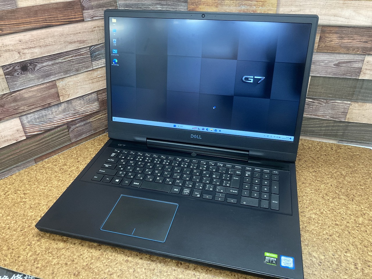 DELL G7 17 7790 CPU: Corei7-9750H 2.59GHz / メモリ:32GB / SSD ...