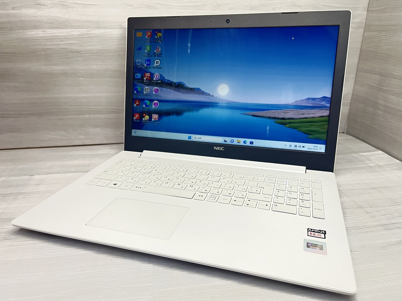 NEC　パソコン　PC-NS10EM2W  Office2019付き