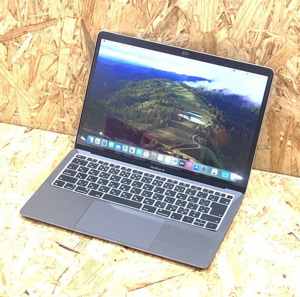 Apple Macbook Air A2337【 2020年式 M1チップ♪ Retinaディスプレイ 7