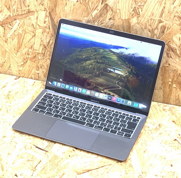 Apple Macbook Air A2337【 2020年式 M1チップ♪ Retinaディスプレイ 7 ...