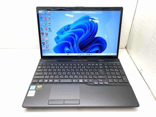 富士通 LIFEBOOK WA3/B3 CPU：Core i7-8550U 1.8GHz / メモリ：16GB