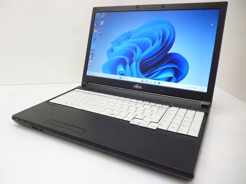 LIFEBOOK A577 RX (Win10 core i5 2.6GHz)レシート購入証明ございません