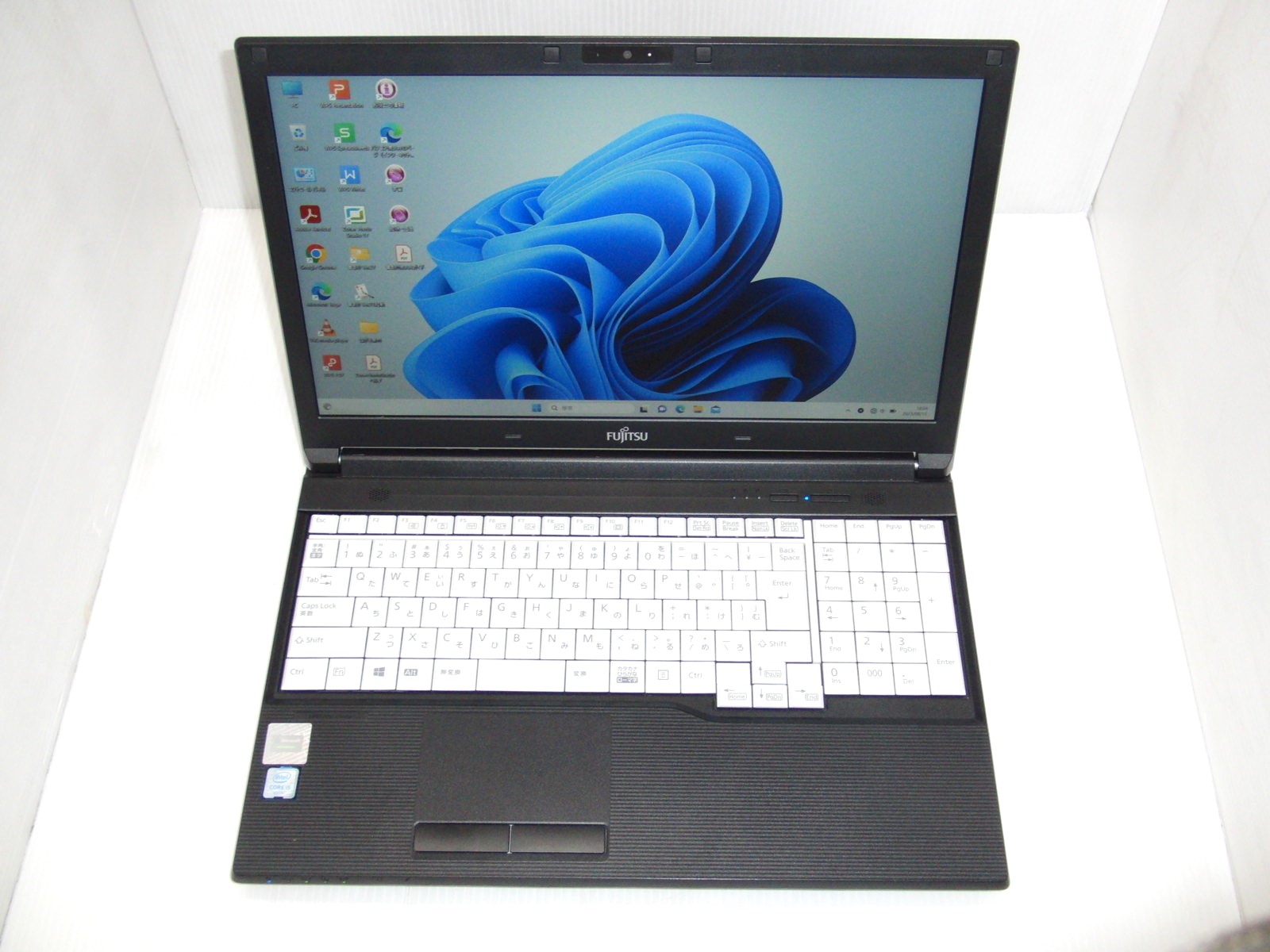 富士通 FUJITSU LIFEBOOK A746/P 第6世代 Core i5 6300U 4GB 新品SSD120GB DVD-ROM Windows10 64bit WPSOffice 15.6インチ カメラ テンキー 無線LAN パソコン ノートパソコン PC Notebook