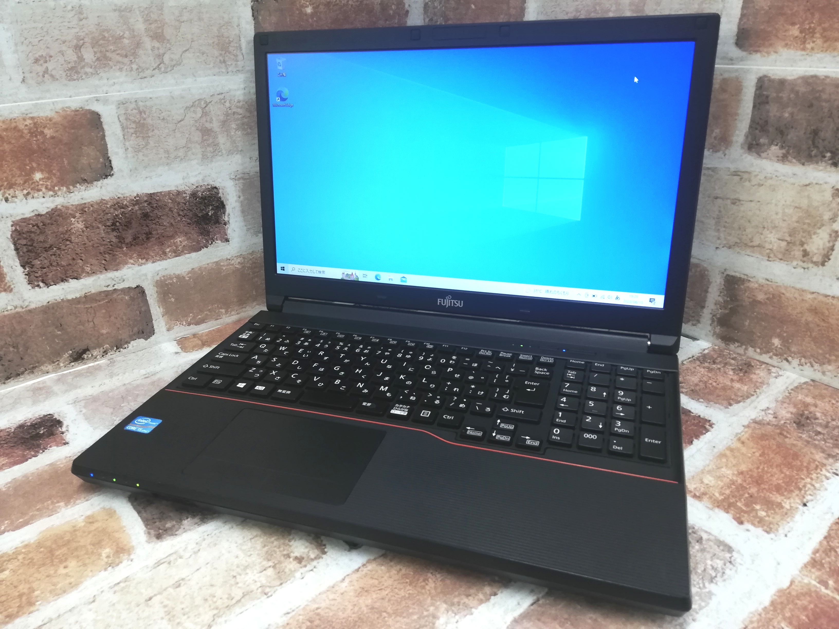 富士通 A743/G CPU：Corei5-3340M 2.70GHz/メモリ：8GB/HDD：500GB/DVD
