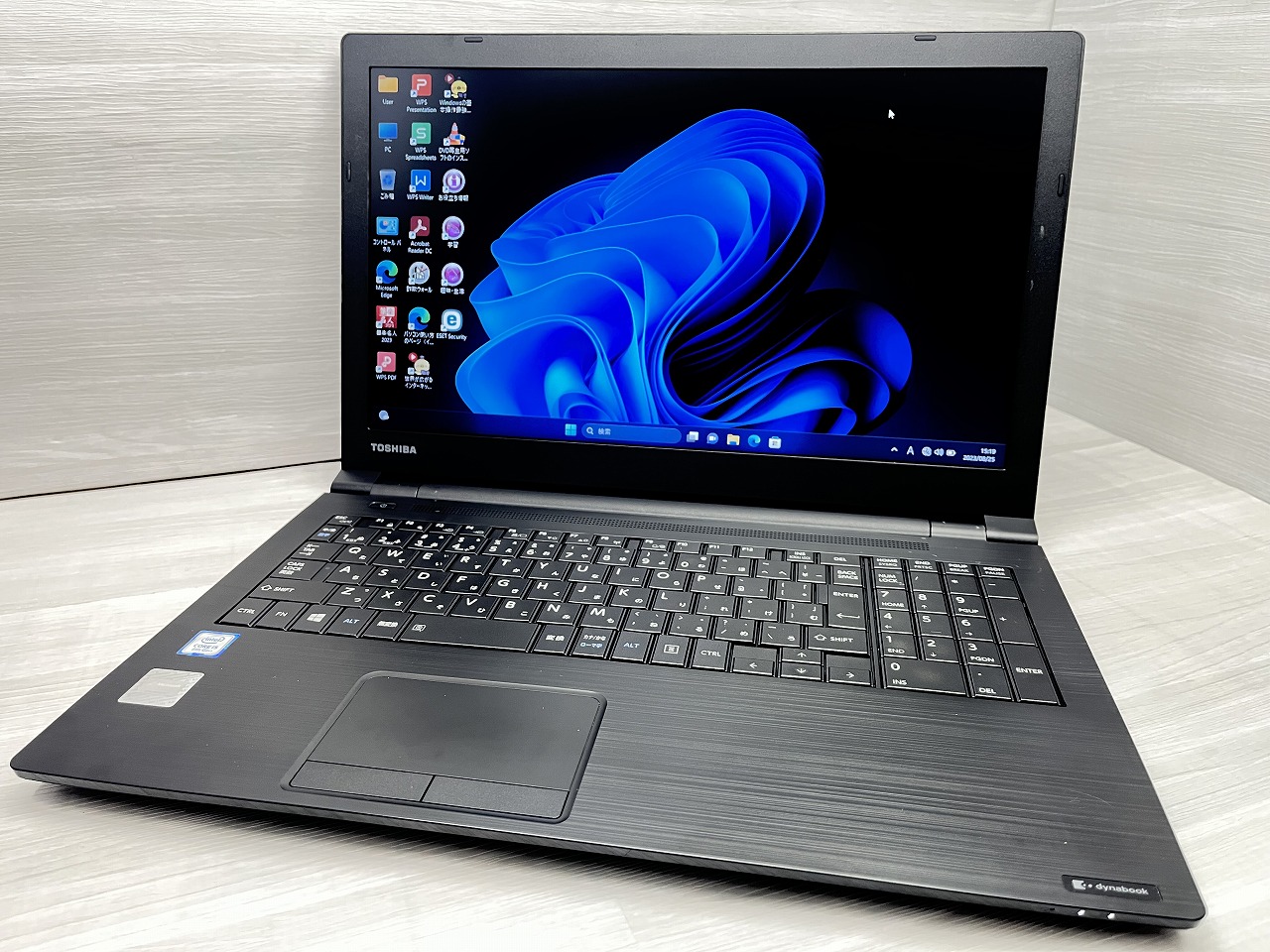 dynabook ノートパソコン ブラック i3 SSD258GB メモリ8GBWindowsノート本体