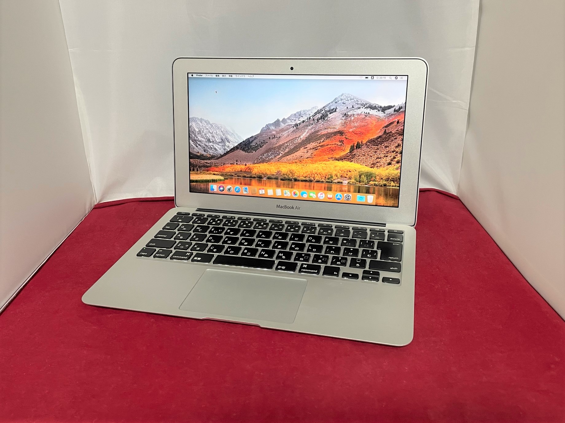 MacBook Air 1.6GHz 11インチ 64GB