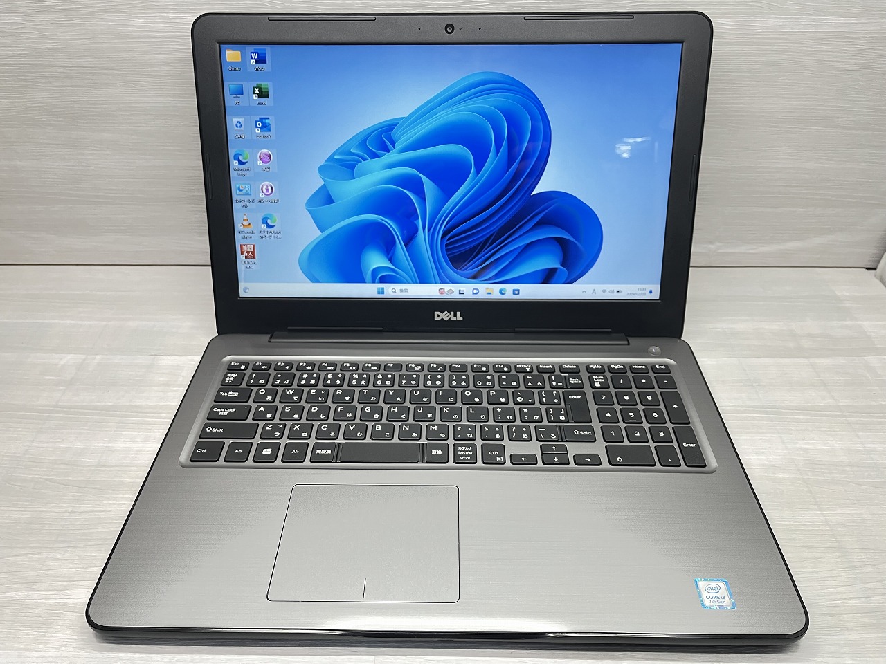 DELL Inspiron 5567ノートPC