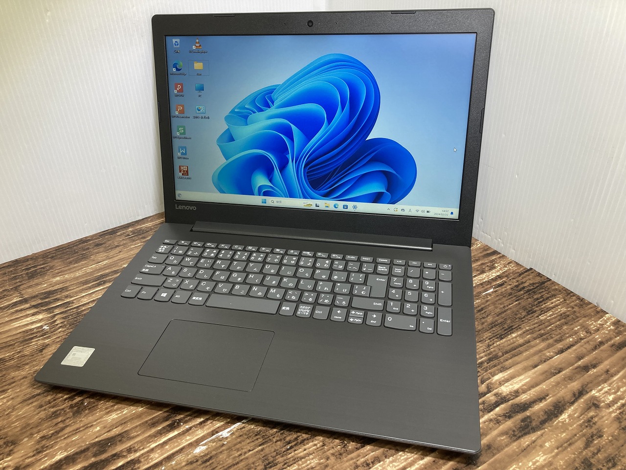 Lenovo ideapad 330 15AST 81D6 20周年＆新生活応援SALE‼ 中古ノート