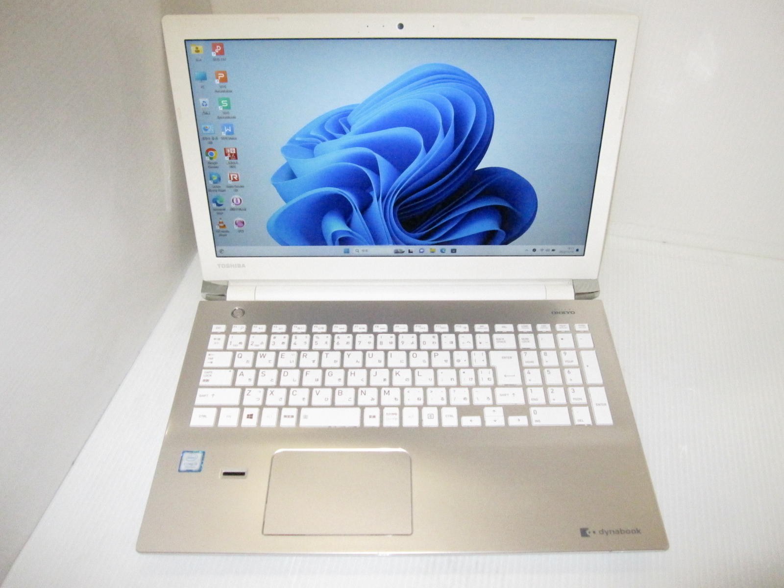 東芝 dynabook T55/CGS Win11・ﾒﾓﾘ16GB・SSD500GBモデル 東芝 dynabook
