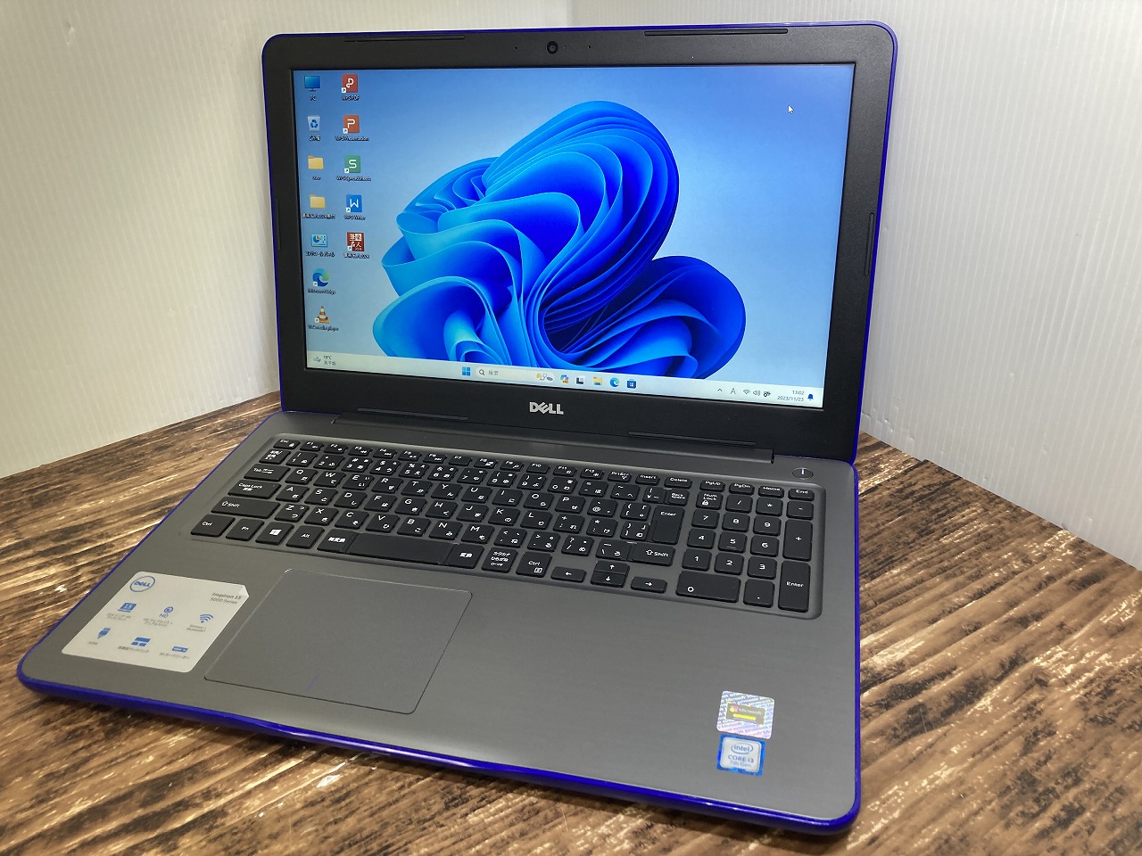 DELL Inspiron 5567ノートPC