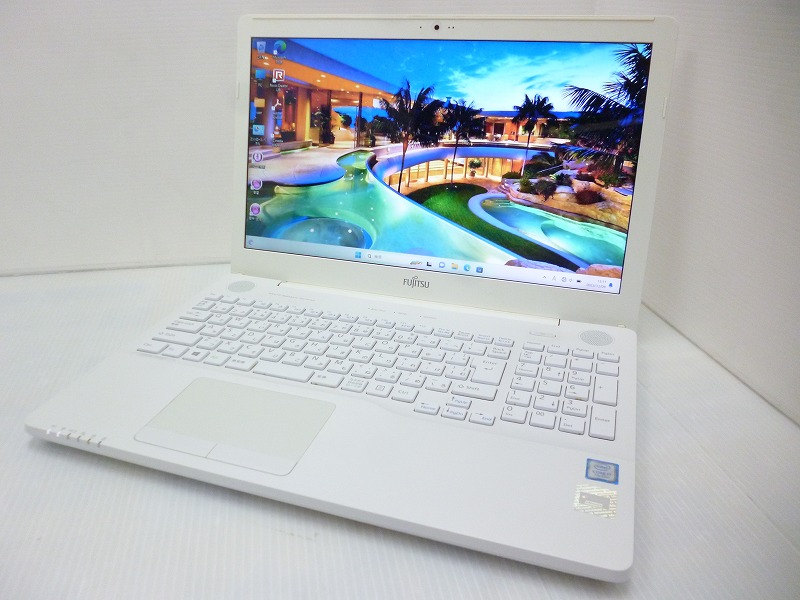 富士通 LIFEBOOK AH50/B3 CPU:Core i7-7700HQ 2.8GHz/メモリ8GB/SSD ...