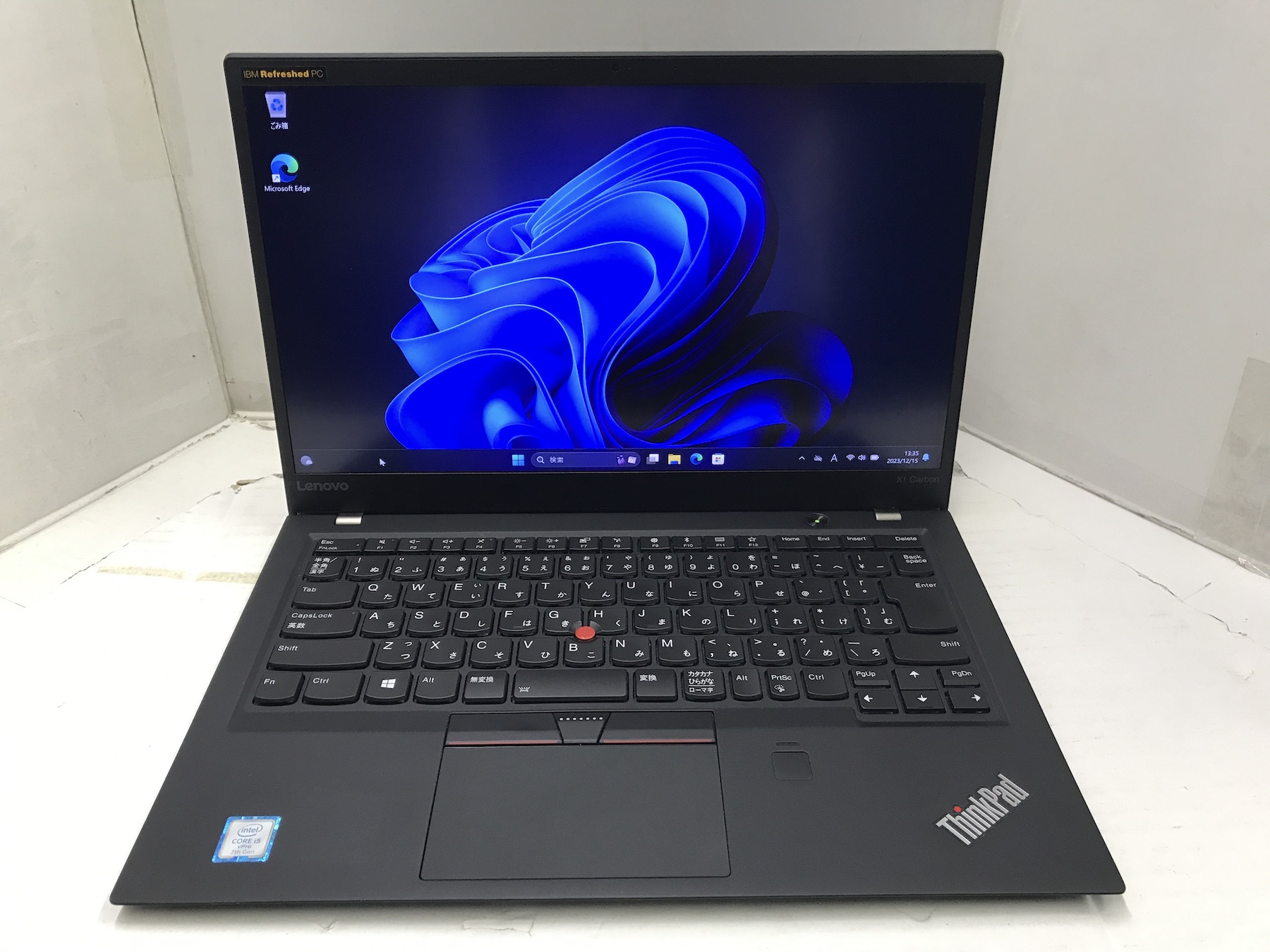 Lenovo ThinkPad X1 Carbon (CPU：Core i5-7300U 2.6GHz/メモリ：16GB