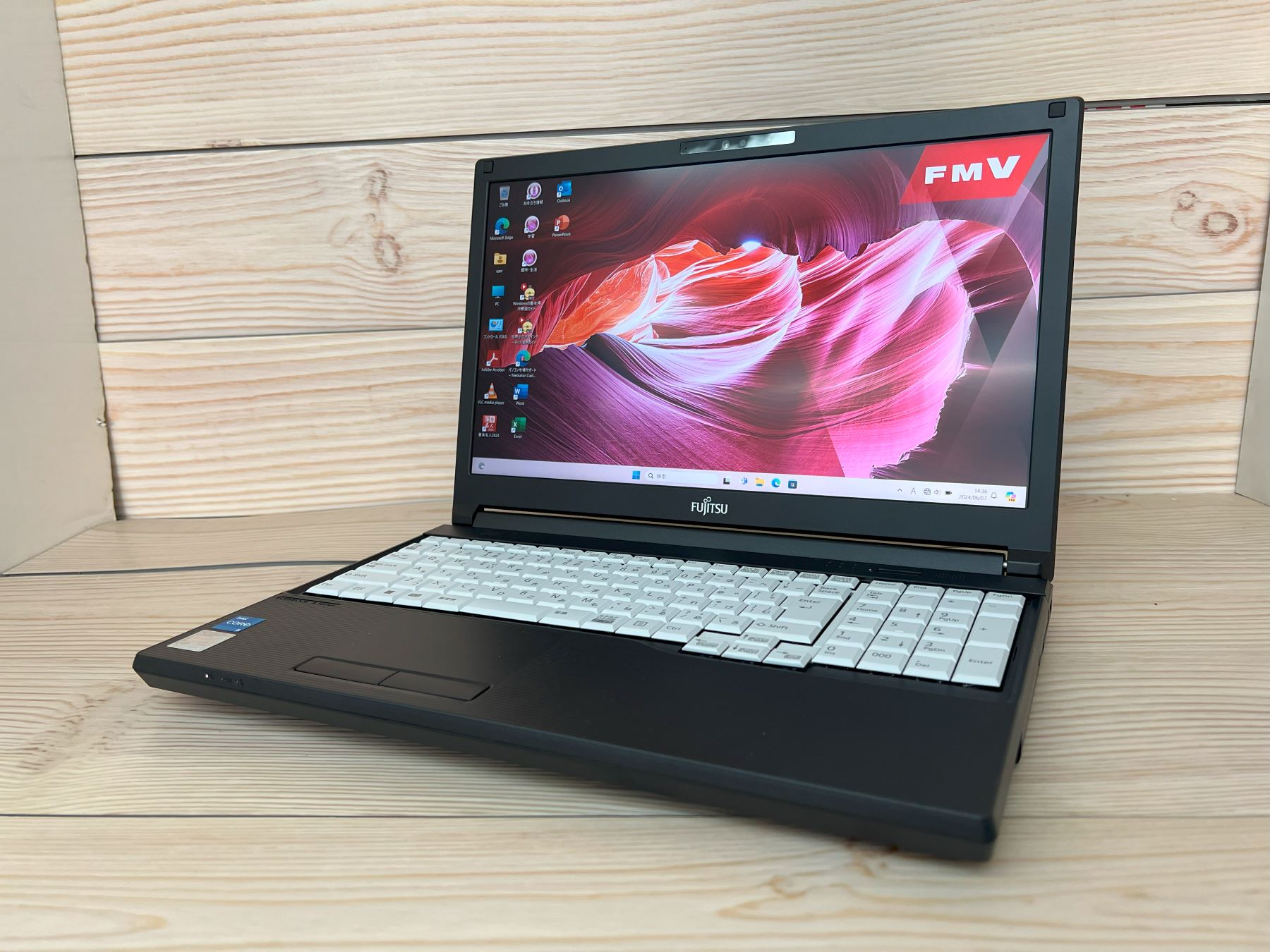 富士通 LIFEBOOK A5512/KX CPU：Core i5 1235U 1.3GHz / メモリ