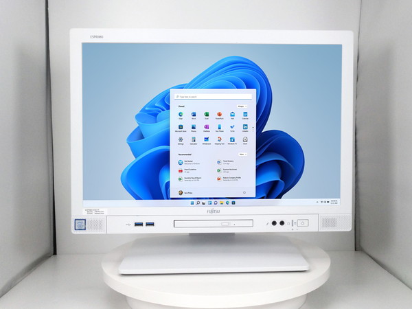 富士通 ESPRIMO K557/R CPU:Core i5-7500T 2.7GHz/メモリ:8GB
