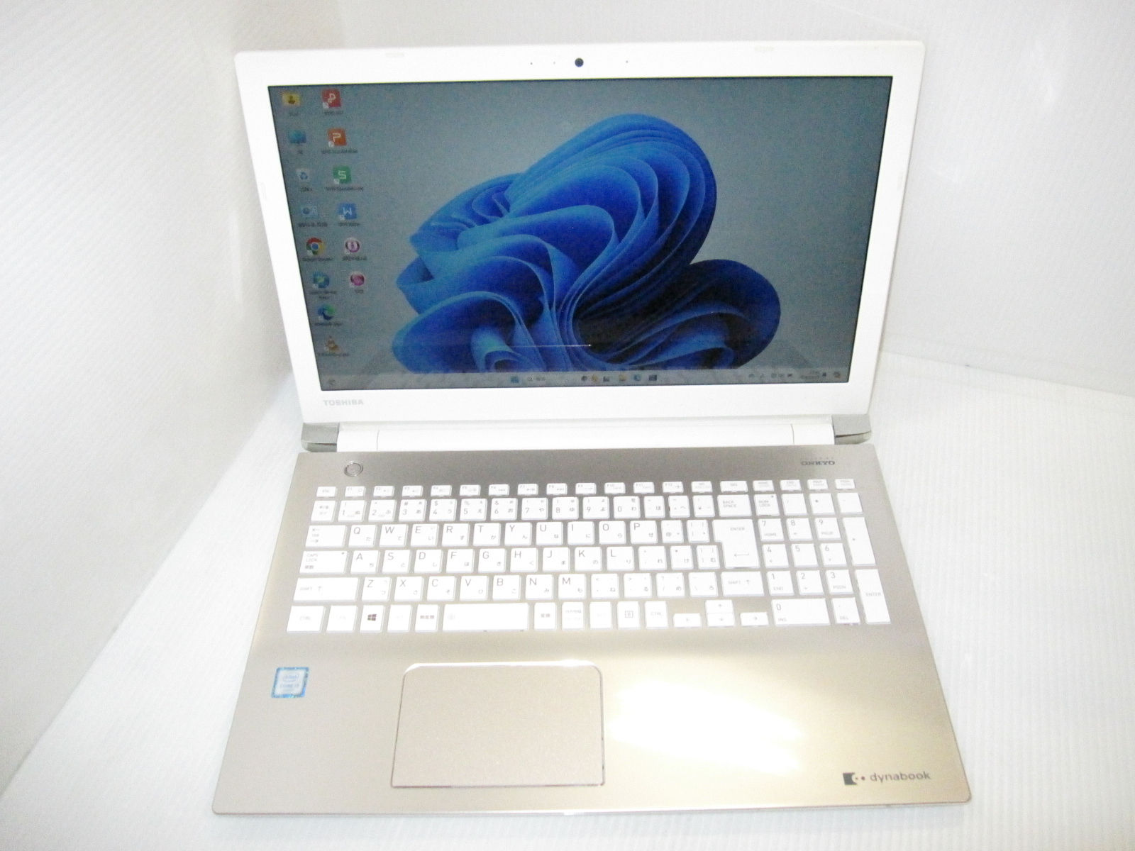 東芝 dynabook T55/AG Win11・SSDモデル 東芝 dynabook T55/AG Win11 