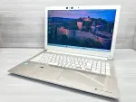 東芝 dynabook AZ45/GG（第8世代CPU）